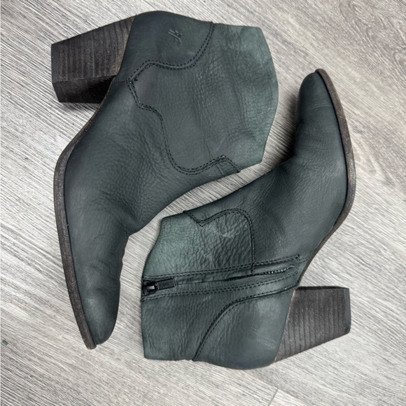 Frye Women's Ankle Boots in Dark Green - Picture 1 of 4
